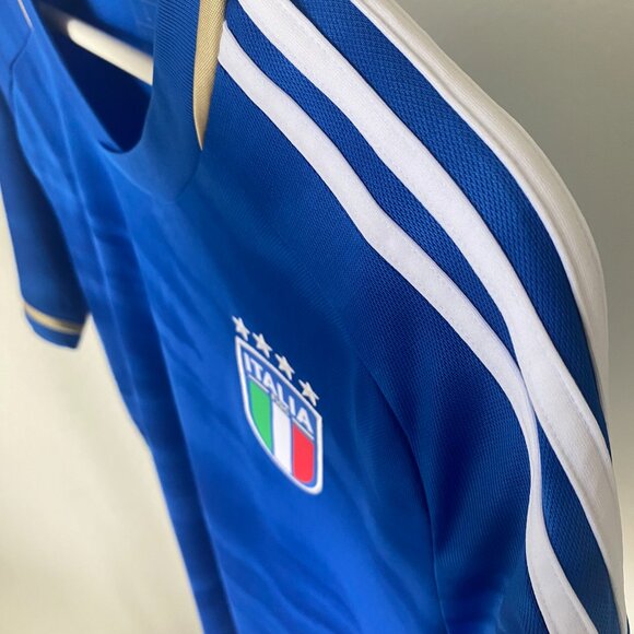 Adidas Italy National Team Home Soccer Jersey. - Picture 12 of 16